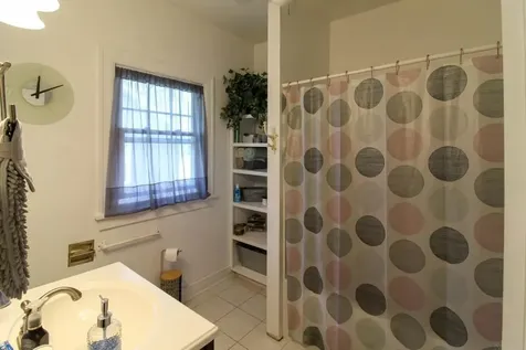 708 17th Avenue Eldora IA 50627
