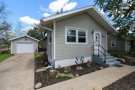 708 17th Avenue Eldora IA 50627