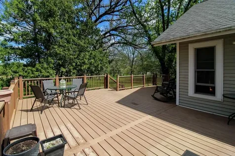 708 17th Avenue Eldora IA 50627