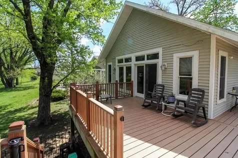 708 17th Avenue Eldora IA 50627