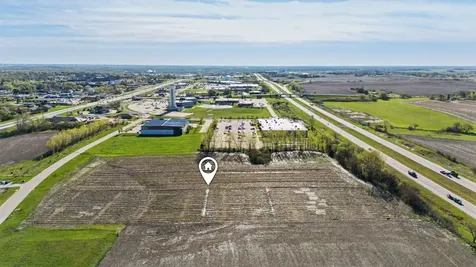 +/- 12.23 Acres Tower Park Drive Waterloo IA 50701