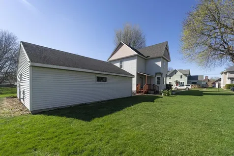 413 Wapsie Street Sumner IA 50674