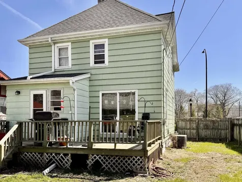 1317 Logan Avenue Waterloo IA 50703