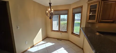 503 Sunset Place Charles City IA 50616