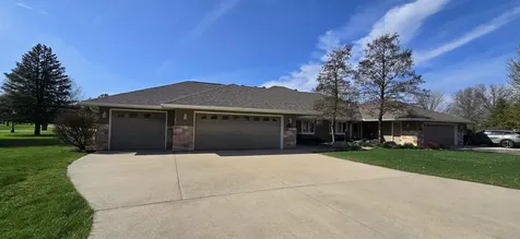 503 Sunset Place Charles City IA 50616
