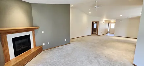 503 Sunset Place Charles City IA 50616