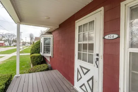 324 South Street Sumner IA 50674