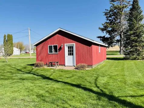 324 South Street Sumner IA 50674