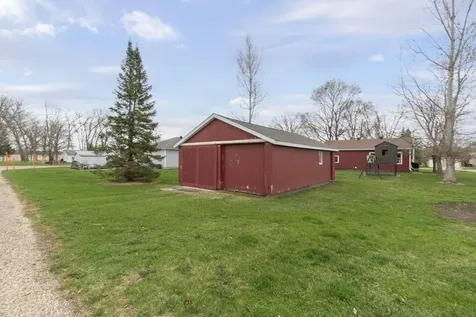 324 South Street Sumner IA 50674