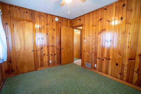 3429 Logan Avenue Waterloo IA 50703