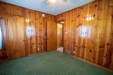 3429 Logan Avenue Waterloo IA 50703