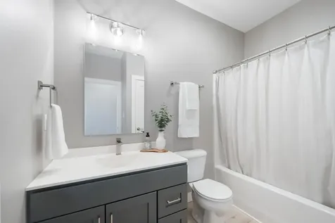 2219 Vera Way Cedar Falls IA 50613