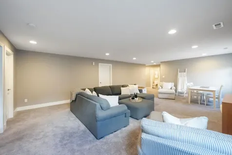 2219 Vera Way Cedar Falls IA 50613