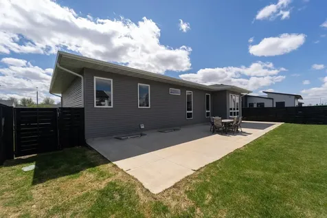 2219 Vera Way Cedar Falls IA 50613