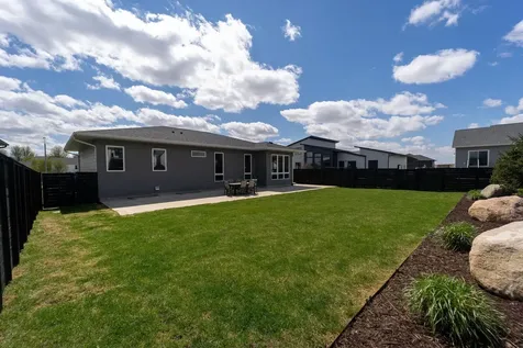 2219 Vera Way Cedar Falls IA 50613