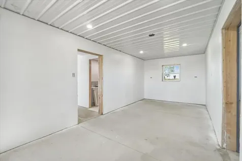 27186 County Highway S33 Hubbard IA 50122