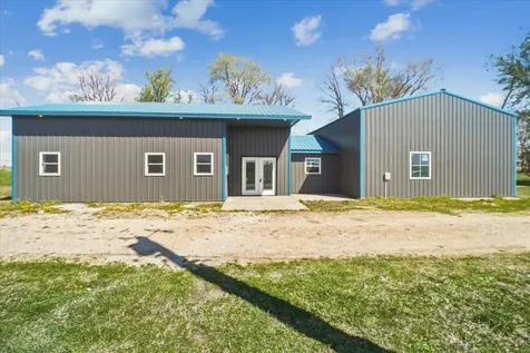 27186 County Highway S33 Hubbard IA 50122