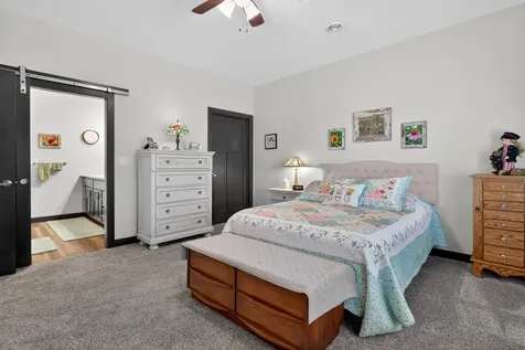 455 Autumn Lane Cedar Falls IA 50613