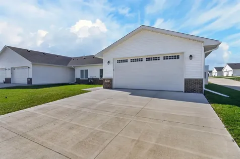 455 Autumn Lane Cedar Falls IA 50613