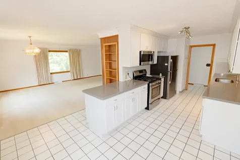 1126 Rachael Street Waterloo IA 50701