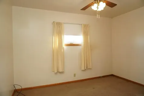 2075 Quail Avenue Charles City IA 50616