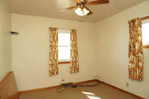 2075 Quail Avenue Charles City IA 50616