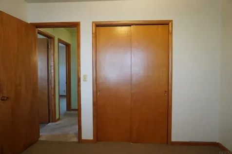2075 Quail Avenue Charles City IA 50616