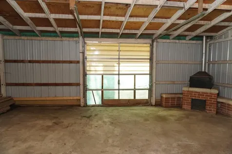 2075 Quail Avenue Charles City IA 50616