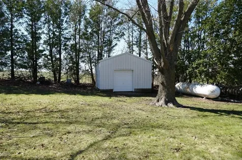 2075 Quail Avenue Charles City IA 50616