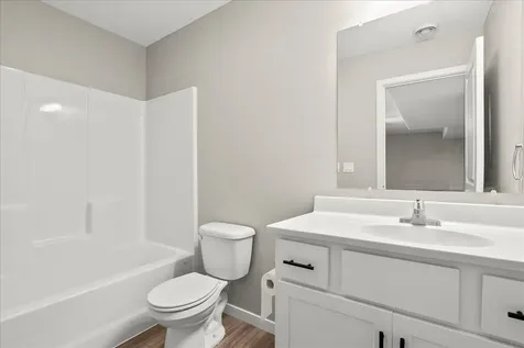 4310 S Mourning Dove Drive Waterloo IA 50702