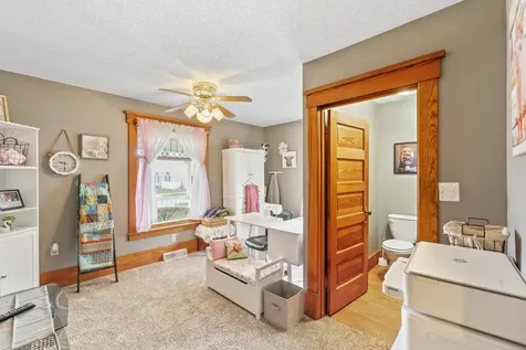 106 W 5th Street Sumner IA 50674