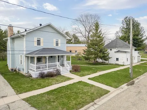 106 W 5th Street Sumner IA 50674