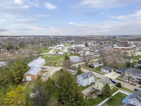 106 W 5th Street Sumner IA 50674