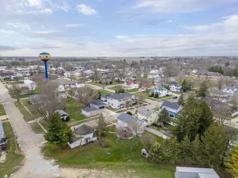 106 W 5th Street Sumner IA 50674