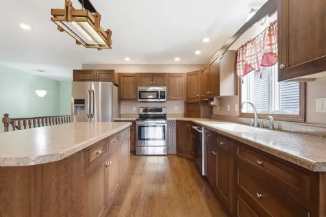 303 S Chestnut Street Edgewood IA 52042