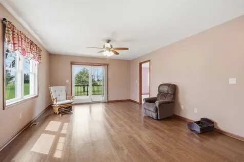 303 S Chestnut Street Edgewood IA 52042