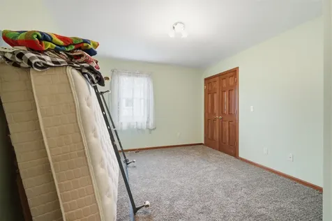303 S Chestnut Street Edgewood IA 52042