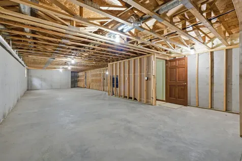 303 S Chestnut Street Edgewood IA 52042