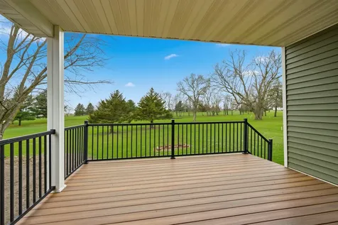303 S Chestnut Street Edgewood IA 52042