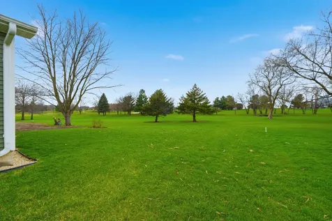 303 S Chestnut Street Edgewood IA 52042