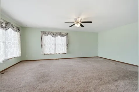 303 S Chestnut Street Edgewood IA 52042