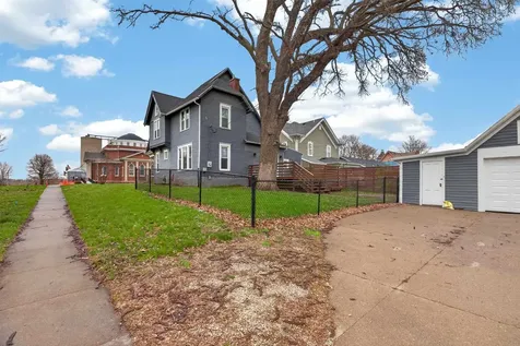 501 4th Street Traer IA 50675