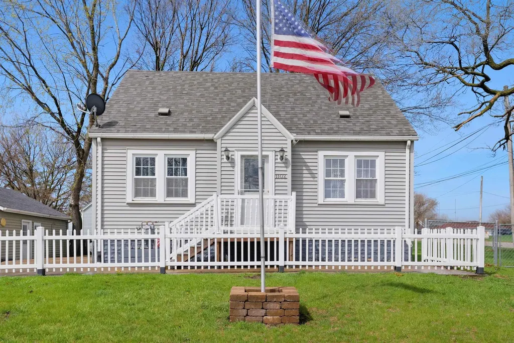 1102 Ohio Street Waterloo IA 50702