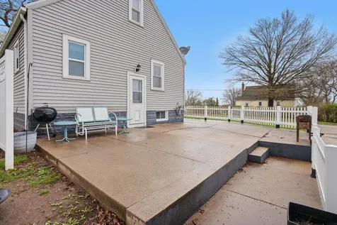 1102 Ohio Street Waterloo IA 50702
