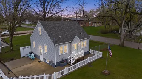 1102 Ohio Street Waterloo IA 50702