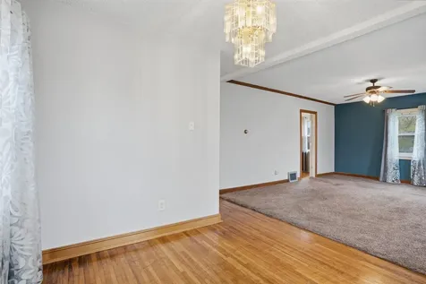 1102 Ohio Street Waterloo IA 50702