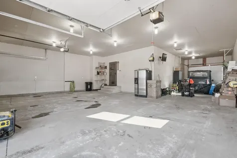1828 160th Avenue Manchester IA 52057