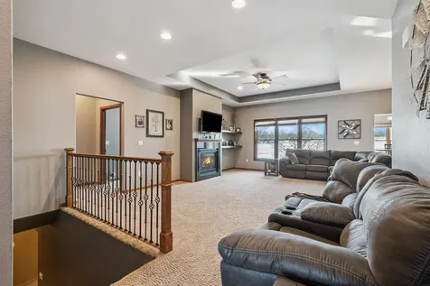 1828 160th Avenue Manchester IA 52057