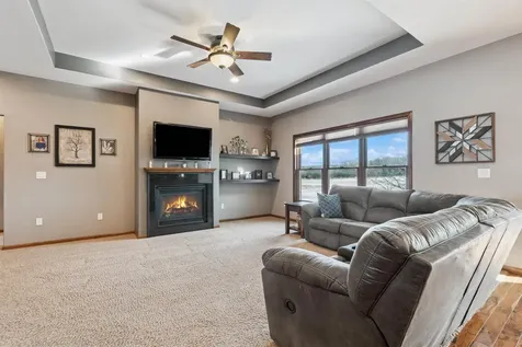 1828 160th Avenue Manchester IA 52057