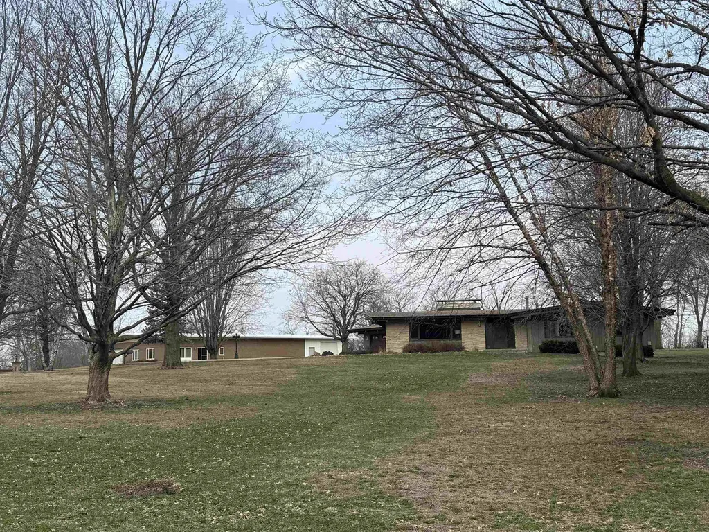 521 Sunset Place Charles City IA 50616